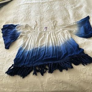Women’s extra small fringe bottom tie die, short  flowy sleeved blouse